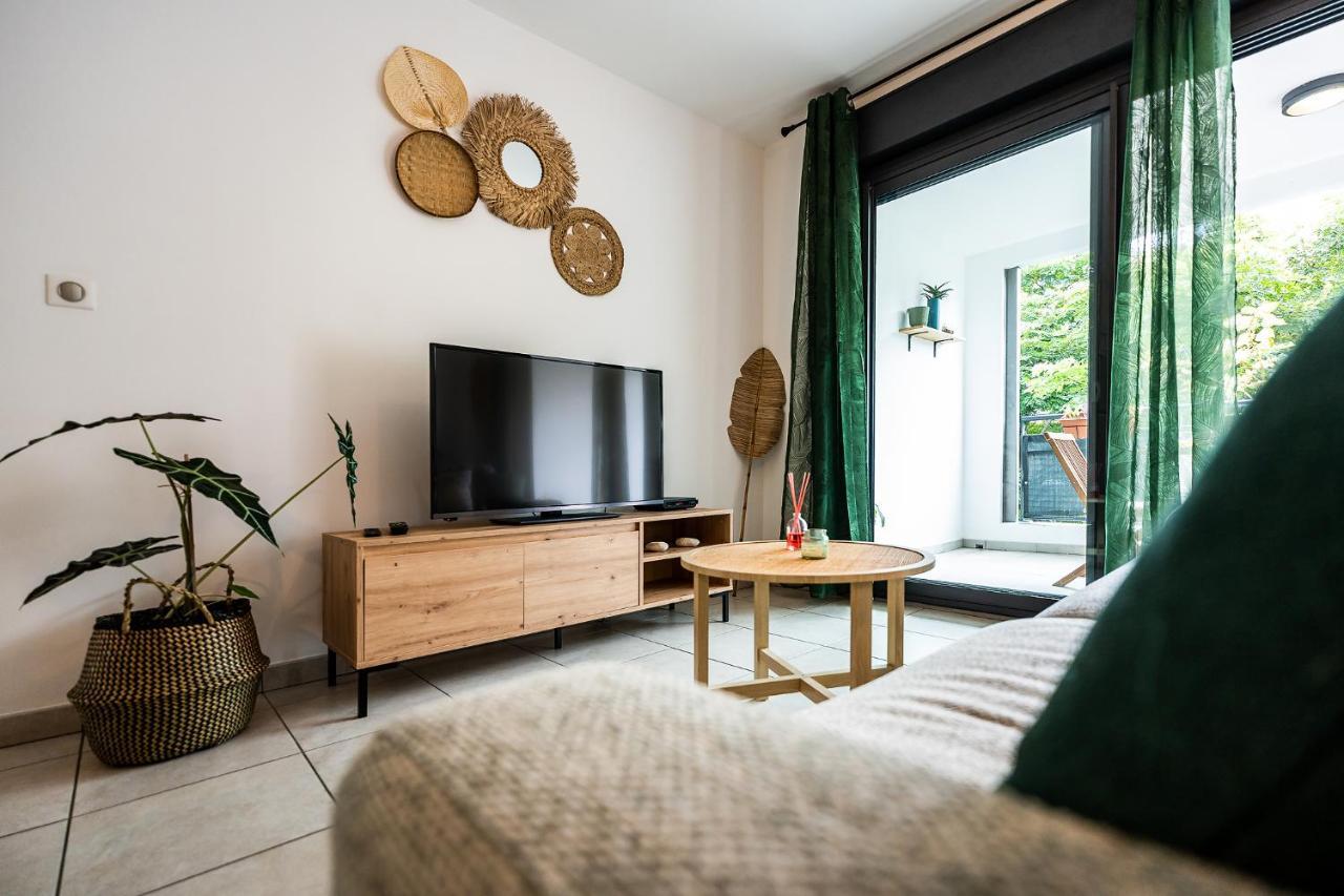 Le Cocon De L'Etang Apartment Bout de l'Etang Екстериор снимка